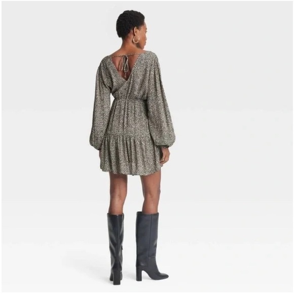 A New Day women dress medium 8 10 mini long sleeve vneck vback tan black leopard - Picture 2 of 12